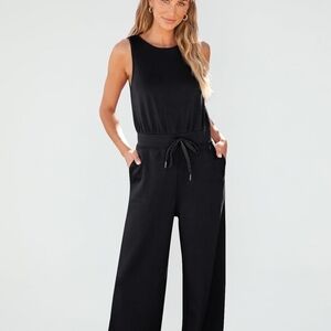 Chic Black Sleeveless Jumpsuit